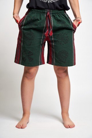 Pantaloni scurti verde inchis cu print