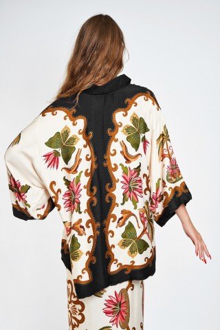 Kimono alb cu print multicolor