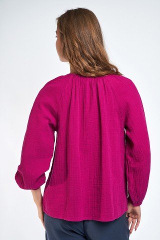 Bluza roz fucsia cu nasturei