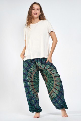 Pantaloni bleumarin cu imprimeu mandala